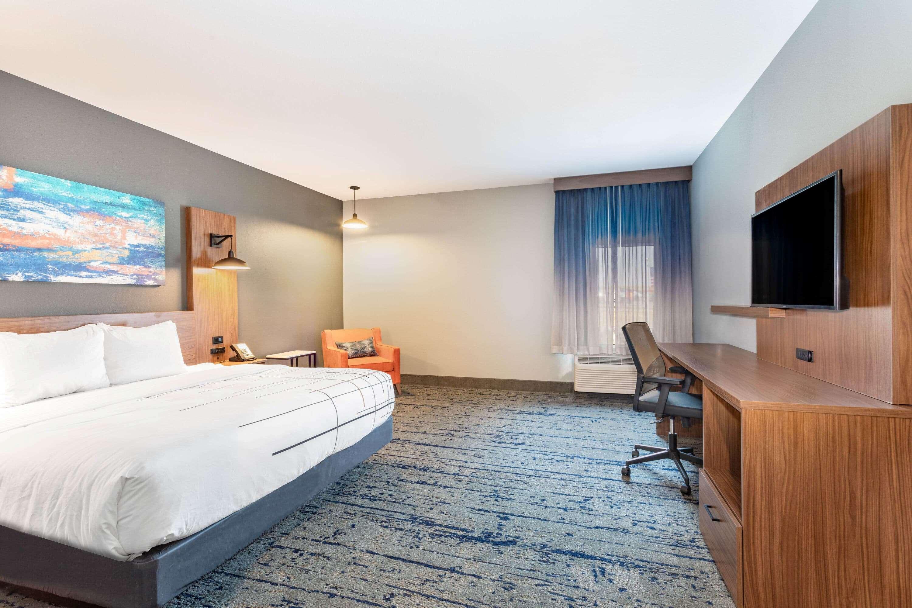 La Quinta Inn & Suites Limon By Wyndham Exterior foto